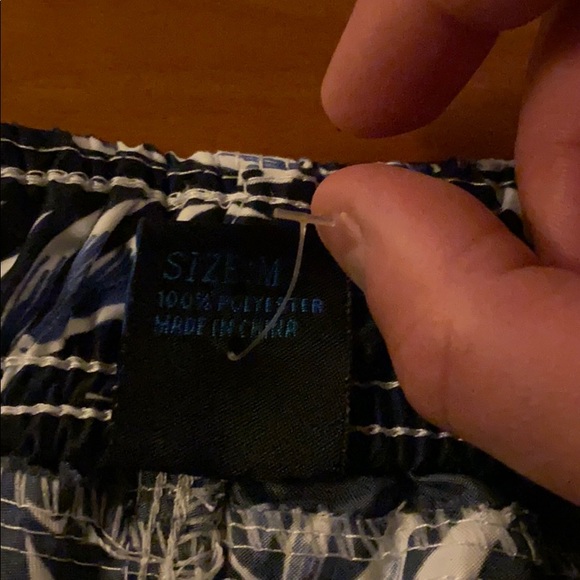 Shorts - Picture 4 of 4